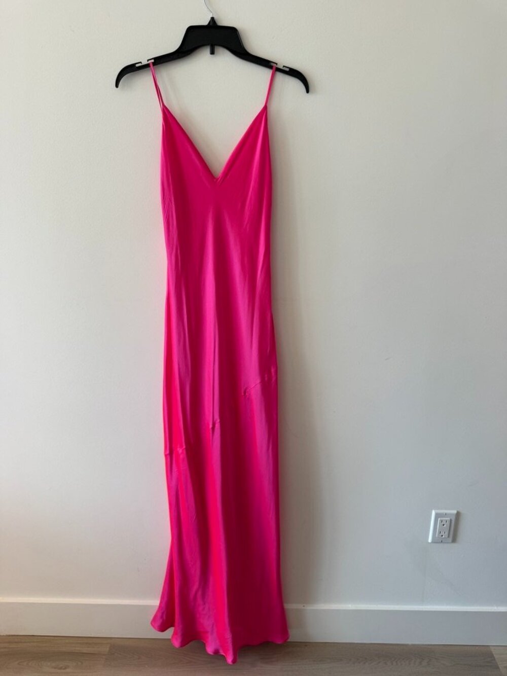 L'AGENCE Hot Pink Silk Floor Length Slip Dress With Adjustable Straps Size 8